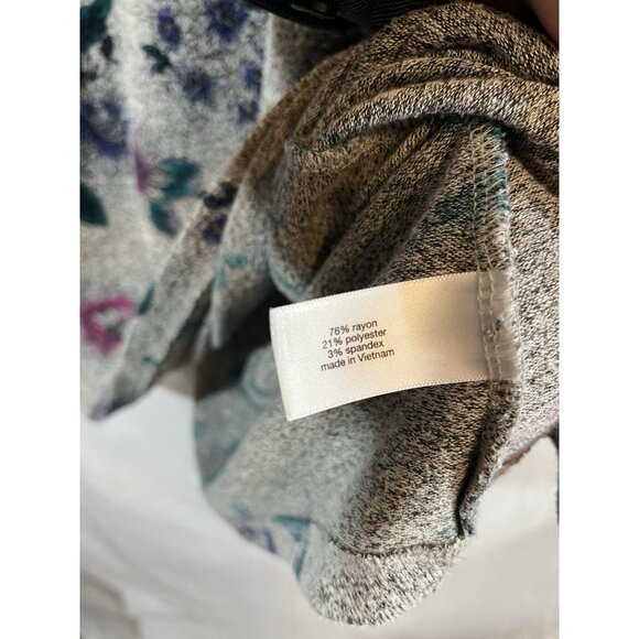 Lane Bryant Women’s 18/20 Gray Floral Long Sleeve Long Length Blouse - Picture 3 of 9